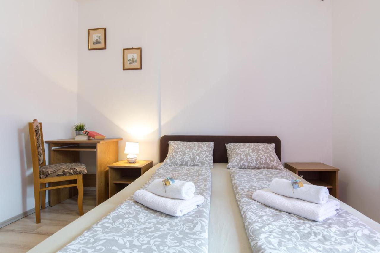 Pape Punat Hotel Eksteriør billede